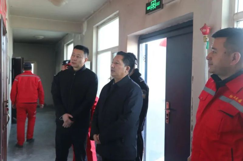 格尔木市向导莅临民爆公司督导检查节前清静生产事情