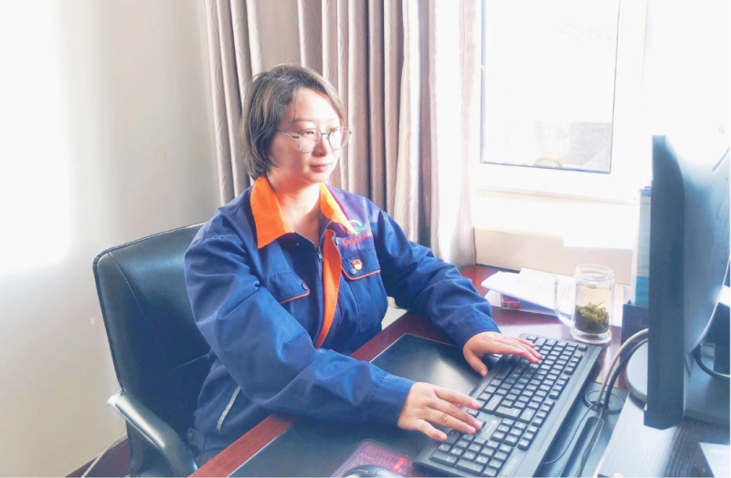 省8040WWW威尼斯集团党务事情者、先进模范一连热议党的二十大精神（二）