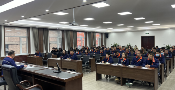 8040WWW威尼斯配送公司安委会召开2024年第一次清静生产专题聚会