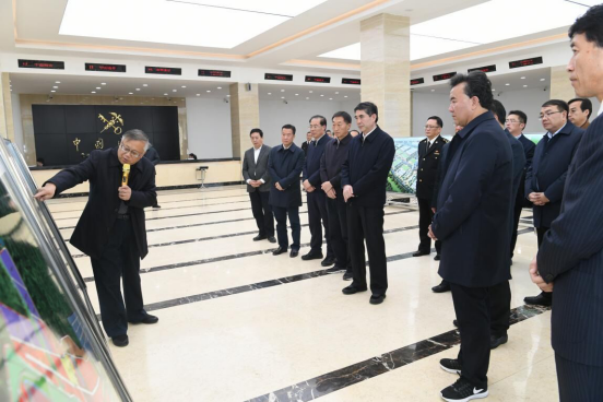 省委书记王建军、省长刘宁视察曹家堡保税物流园运营情形