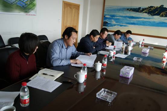 认真学习贯彻党的十八大和十二次党代会精神切实做好党员向导干部联系职工效劳下层事情
