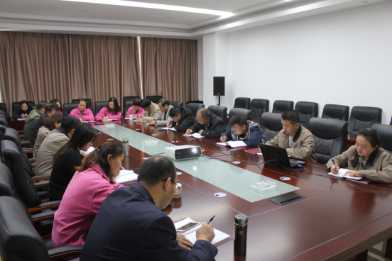 临空开投支部组织召开党员专题学习（扩大）聚会