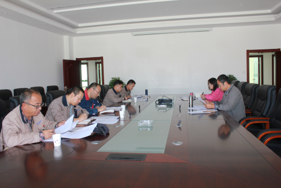 学贯精神     一连深入推进“两学一做”学习教育