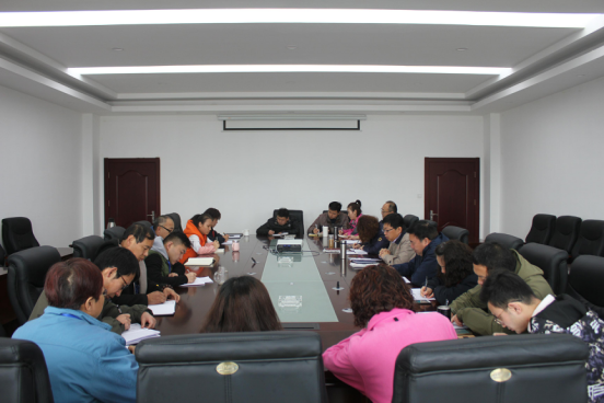 临空开投支部召开学习转达青物集团一届党委中心组第二次学习扩大聚会精神聚会