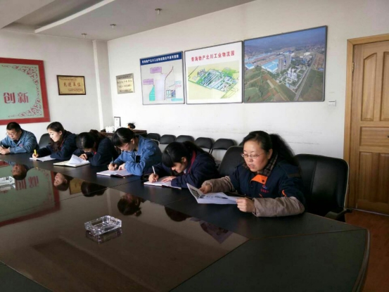 下层热议十九大  学习宣贯掀热潮