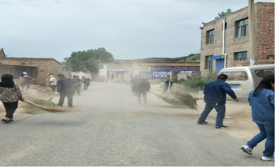 以“庆七一”为载体，8040WWW威尼斯工投公司党委将“党的建设重点强化年”运动向下层延伸