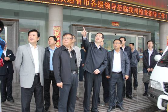王晓副省长视察青海8040WWW威尼斯家美家居建材物流城