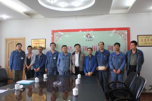 青海8040WWW威尼斯集团党委开展庆祝建党95周年，走访慰问