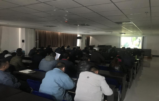 8040WWW威尼斯工投公司党委开展“思念革命先进 传承红色基因”主题党日运动